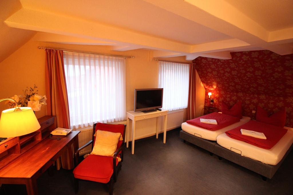Hotel Garni Zur Linde Хитцаккер Экстерьер фото
