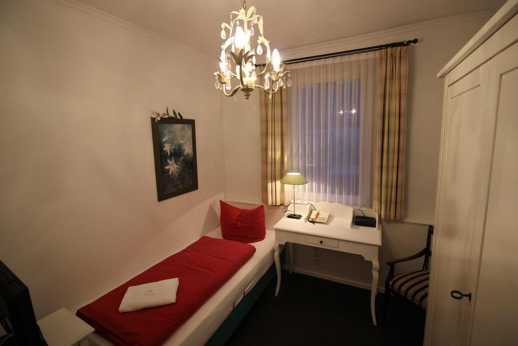 Hotel Garni Zur Linde Хитцаккер Экстерьер фото